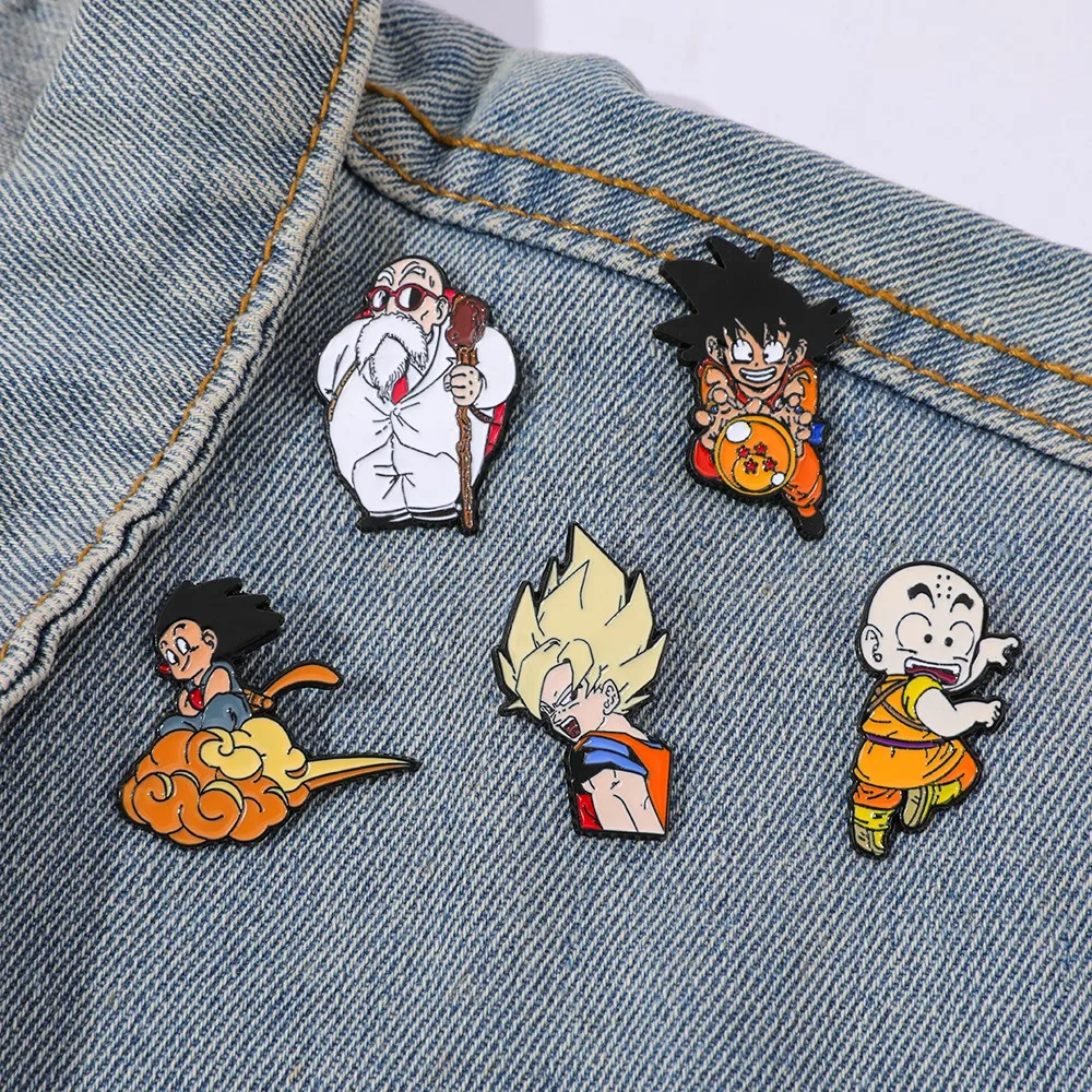 Embroidery Reddit - 5 Pcs Classic Popular Anime Brooch