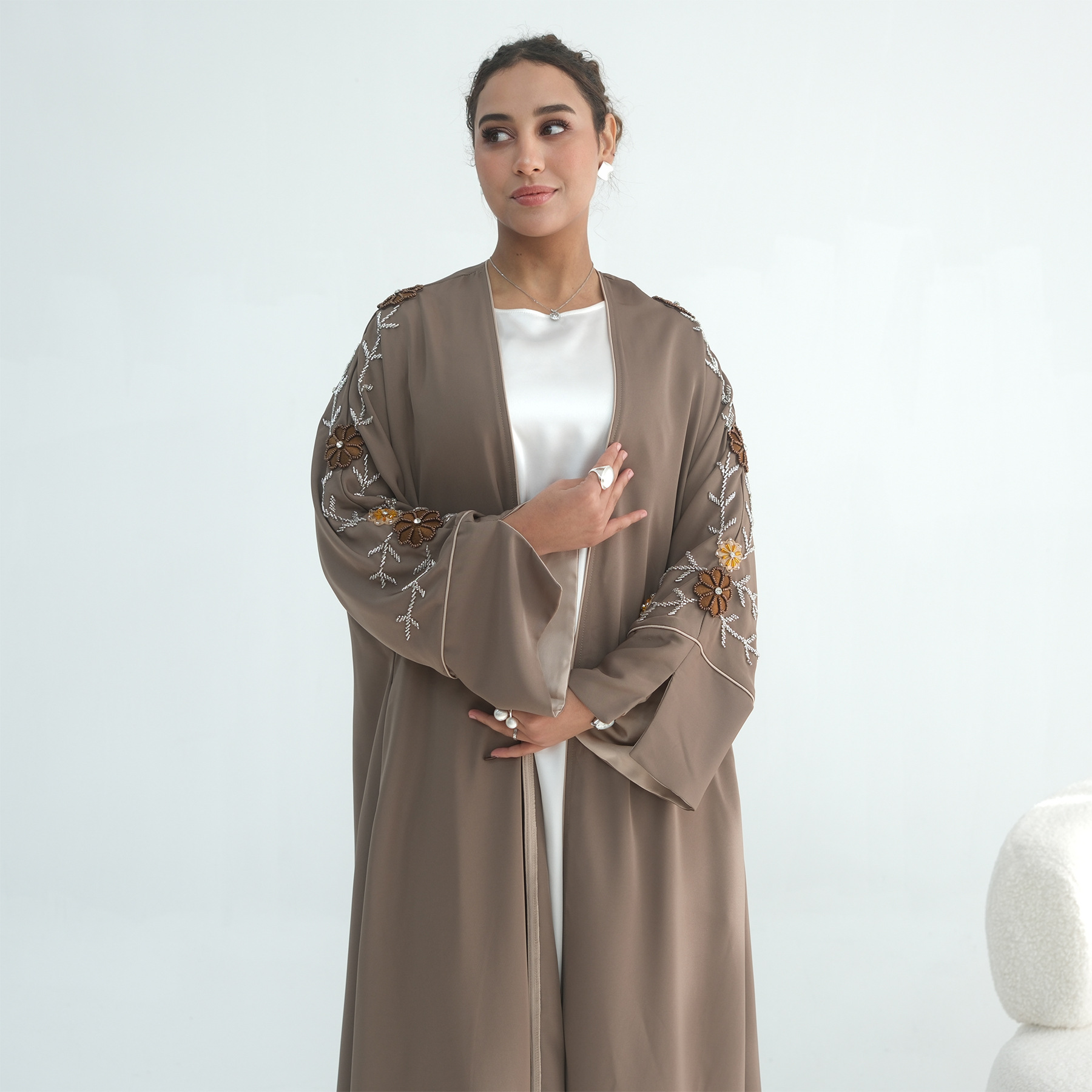 Eid Women Abaya Embroidery Bea - đánh giá và giá Embroidery Arabic